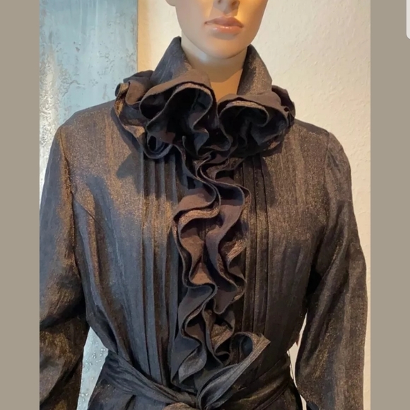 NWT Samuel Dong Black ruffle coat size small - Picture 3 of 4